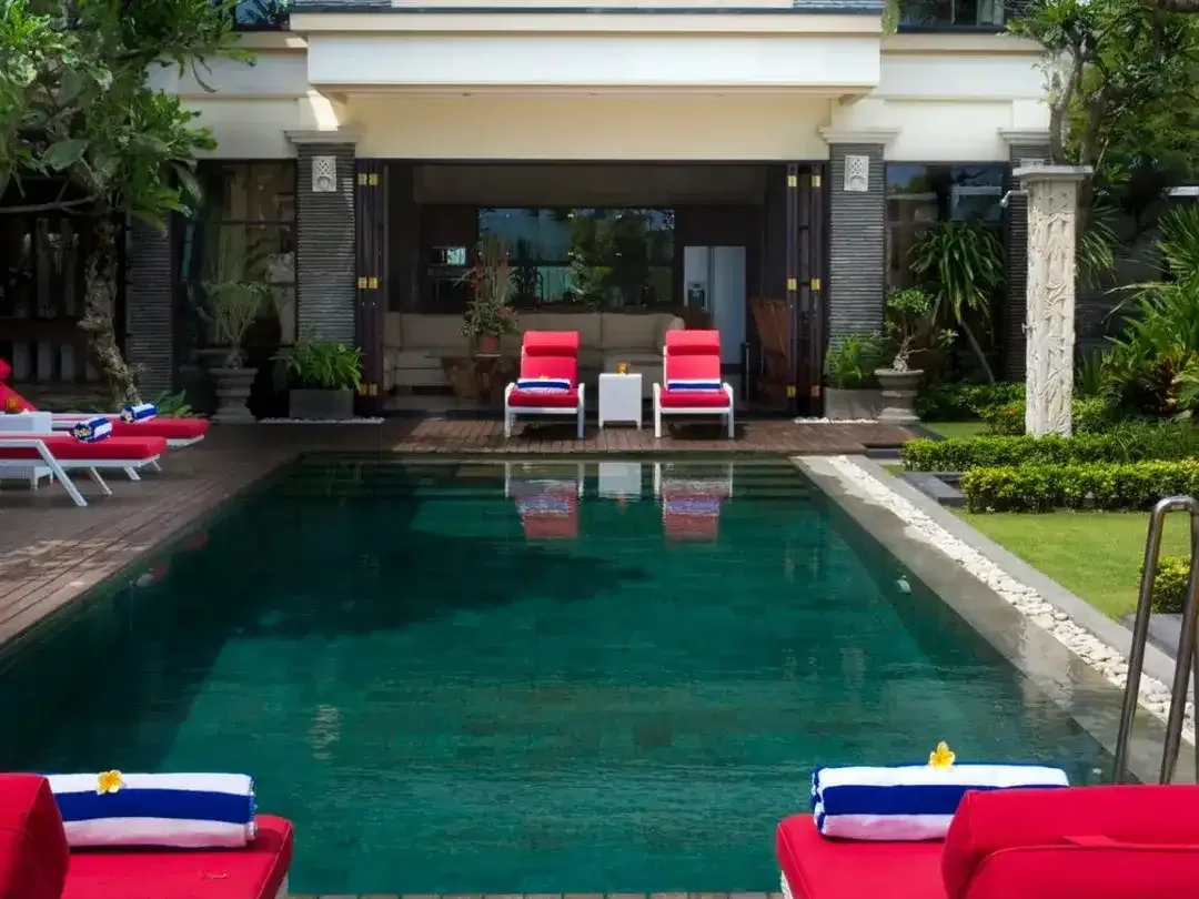 Villa Luxury Balinese Modern Pantai Batu Belig Seminyak Badung Bali - Image 5 of 10