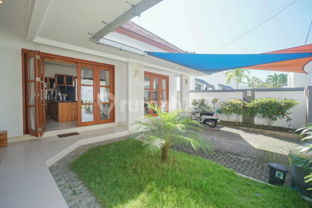 Leasehold 19 Years! 3 Bedroom Villa At Strategic Location In Sanur - Image 4 of 4