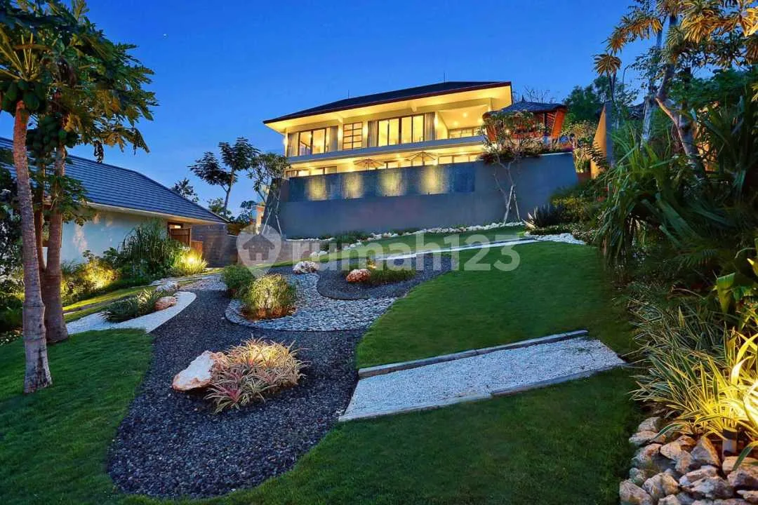 Luxury Villa With Panoramic View In Labuan Sait , Pecatu, Badung - Image 1 of 4