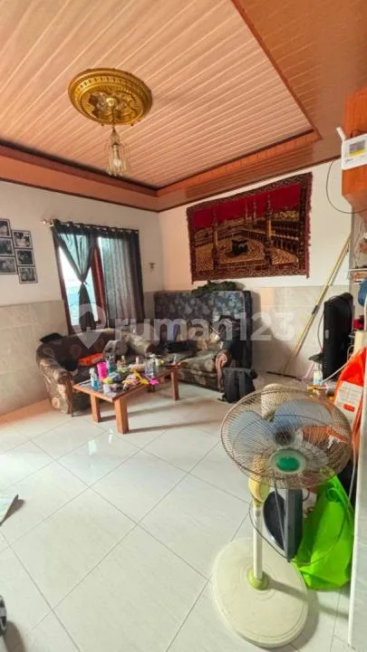 Sale Ruko 2Lt 127M2 Ada IMB Raya Utama Kertanegara Ubung Jl6mtr Aspal - Image 4 of 4