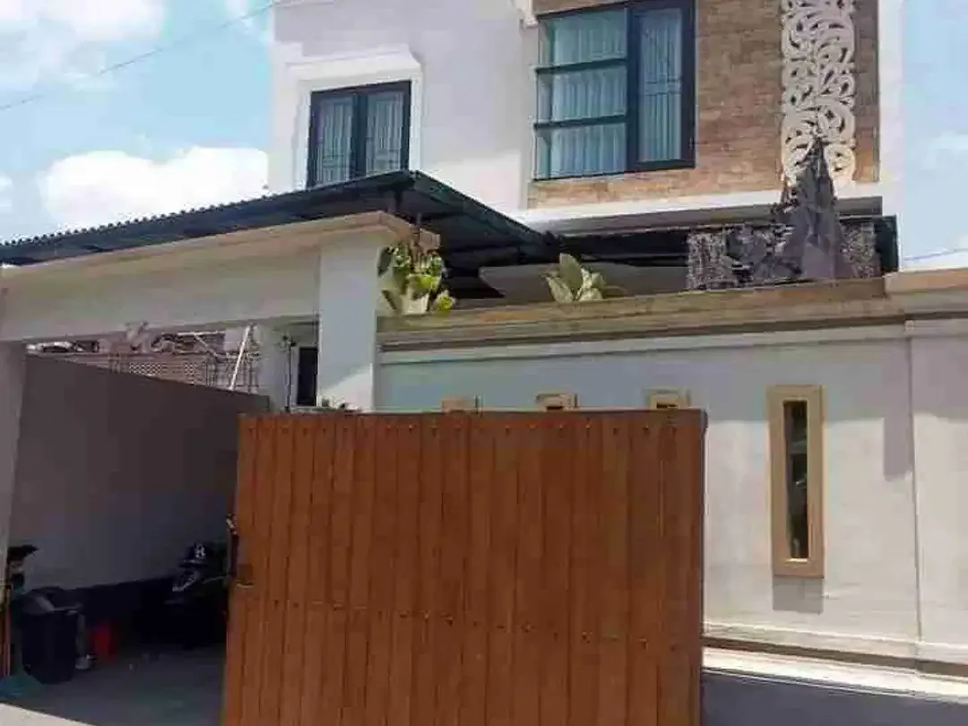 Rumah Minimalis One Gate System Dekat Citra Land Gatsu Barat - Image 1 of 7