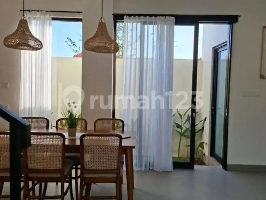 Villa Mewah, 3 Kamar Tidur Hanya 7 Menit ke Lapangan Golf - Image 6 of 10