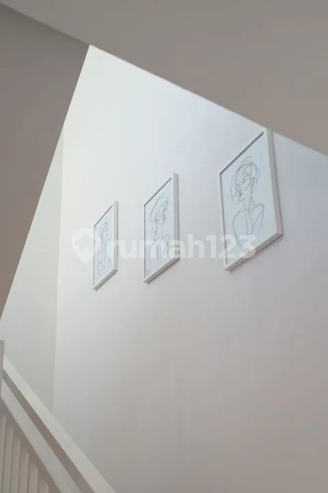 Yearly Rent Villa Fully Furnished 2 Bedrooms In Complexs Villa Kerobokan Bali - Image 3 of 4