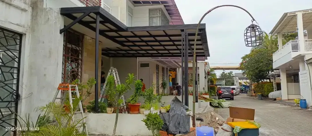 Kanopi rangka baja ringan terpasang rapi dan bersih - Image 6 of 7