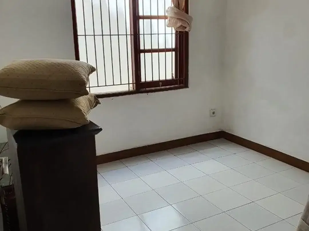 Freehold - Ideal Family Living Home in Nusadua, Jimbaran - BALI - Image 6 of 8