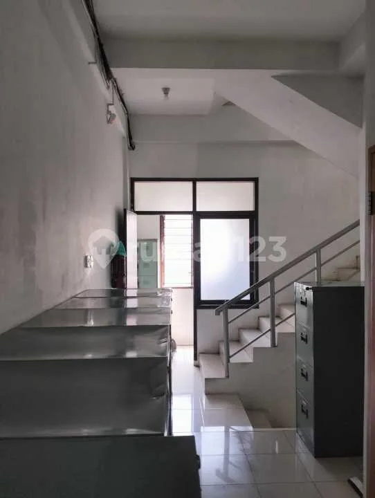 Dijual Ruko 3 Lantai, Lokasi Startegis di Area Renon, Denpasar - Image 4 of 4