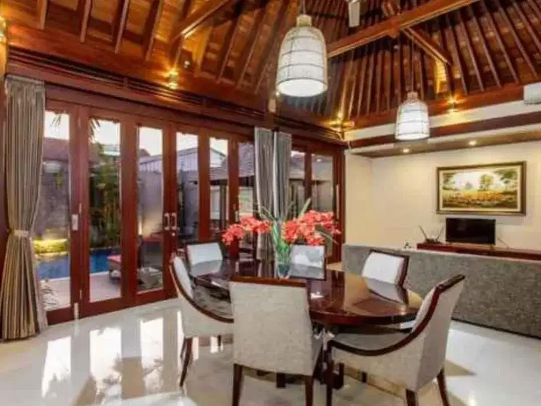 Villa Mewah Full Furnish Di Renon Tukad Badung Dekat Kampus Primakara Sanur Panjer Barito Batanghari - Image 9 of 10