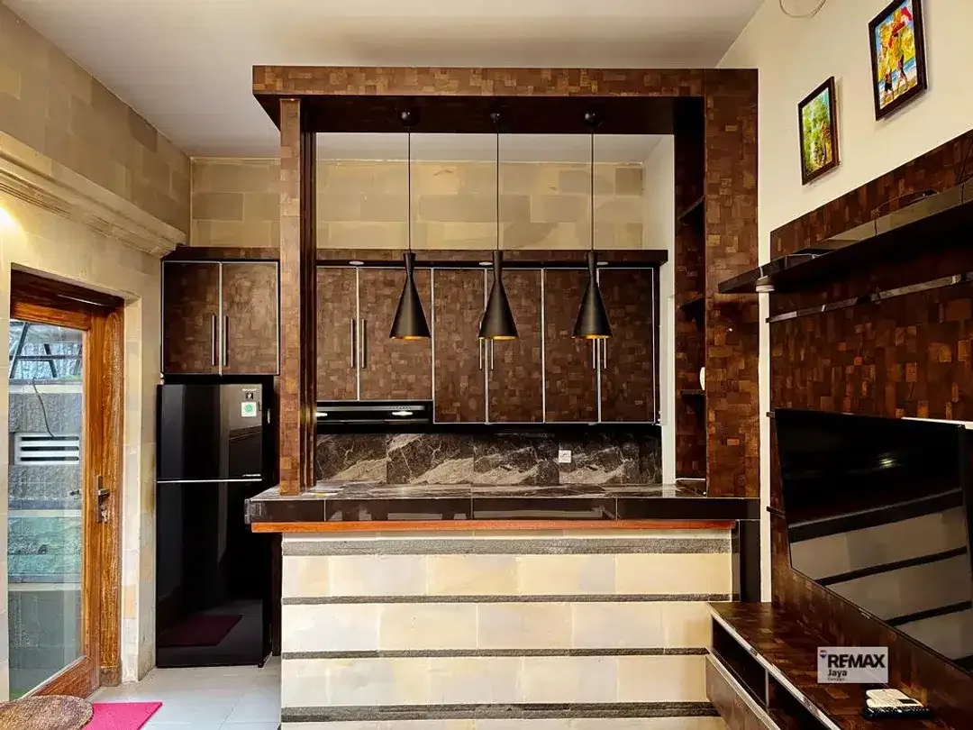 Tropical 2-Bedroom Villa For Rent Near Sanur Beach - Image 4 of 10