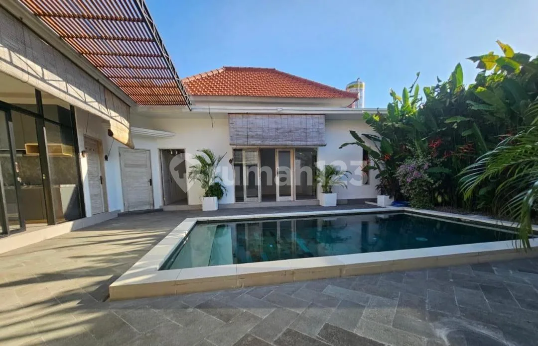 Villa Kuwum Lokasi Sangat Strategis Dekat Umalas, Kerobokan Internasional - Image 2 of 4