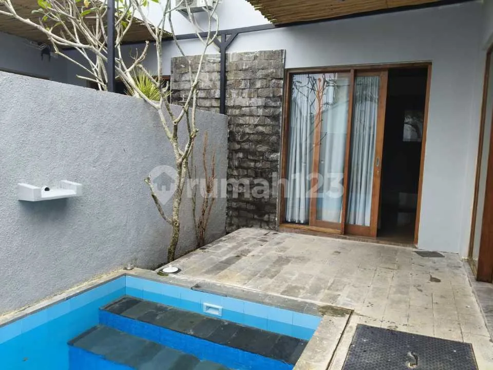 Brand New Villa 2Br Fully Furnished dengan Private Pool, SHM Freehold Siap Disewakan di Kutuh Bali - Image 3 of 4