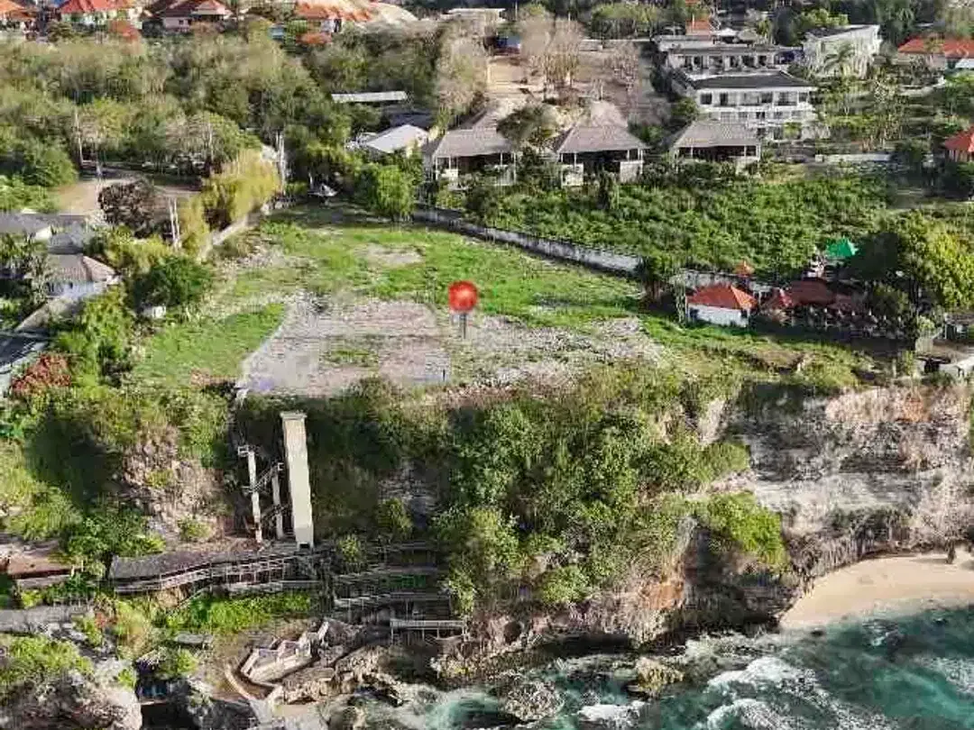 Tanah Tebing Panorama Laut Lepas fi uluwatu - Image 1 of 6