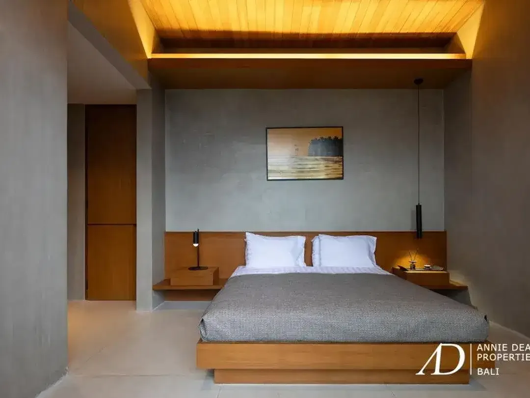FREEHOLD | LUXURY DESIGNER VILLA IN PRIME BERAWA - CANGGU - Image 10 of 10
