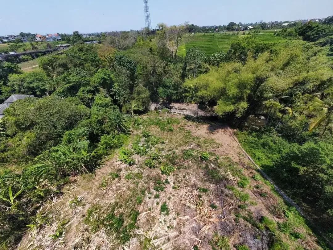 Dijual Tanah Strategis di Pantai Nyanyi Tabanan Bali - Image 2 of 7