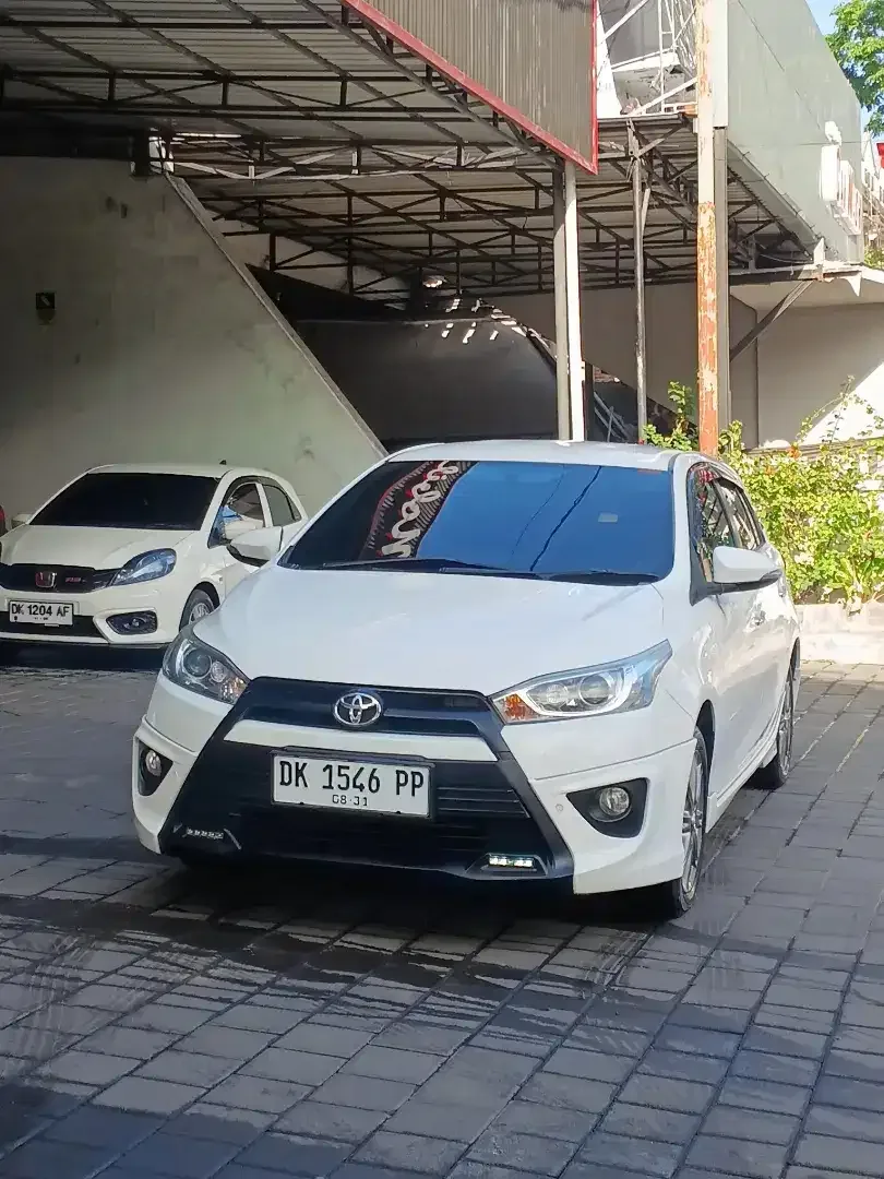 YARIS TRD Sportivo Manual Low km pajak baru siap pakai - Image 2 of 10
