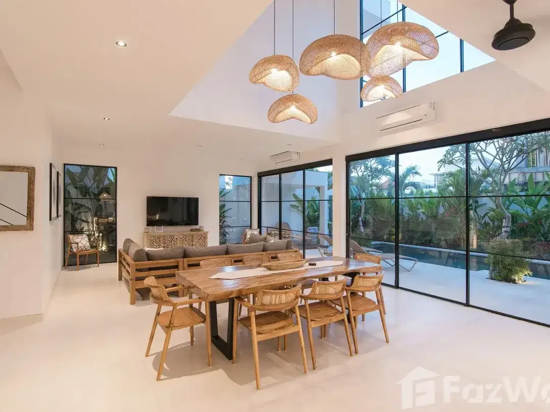 4 Bedroom Villa for rent in Kerobokan, Bali - Image 9 of 10