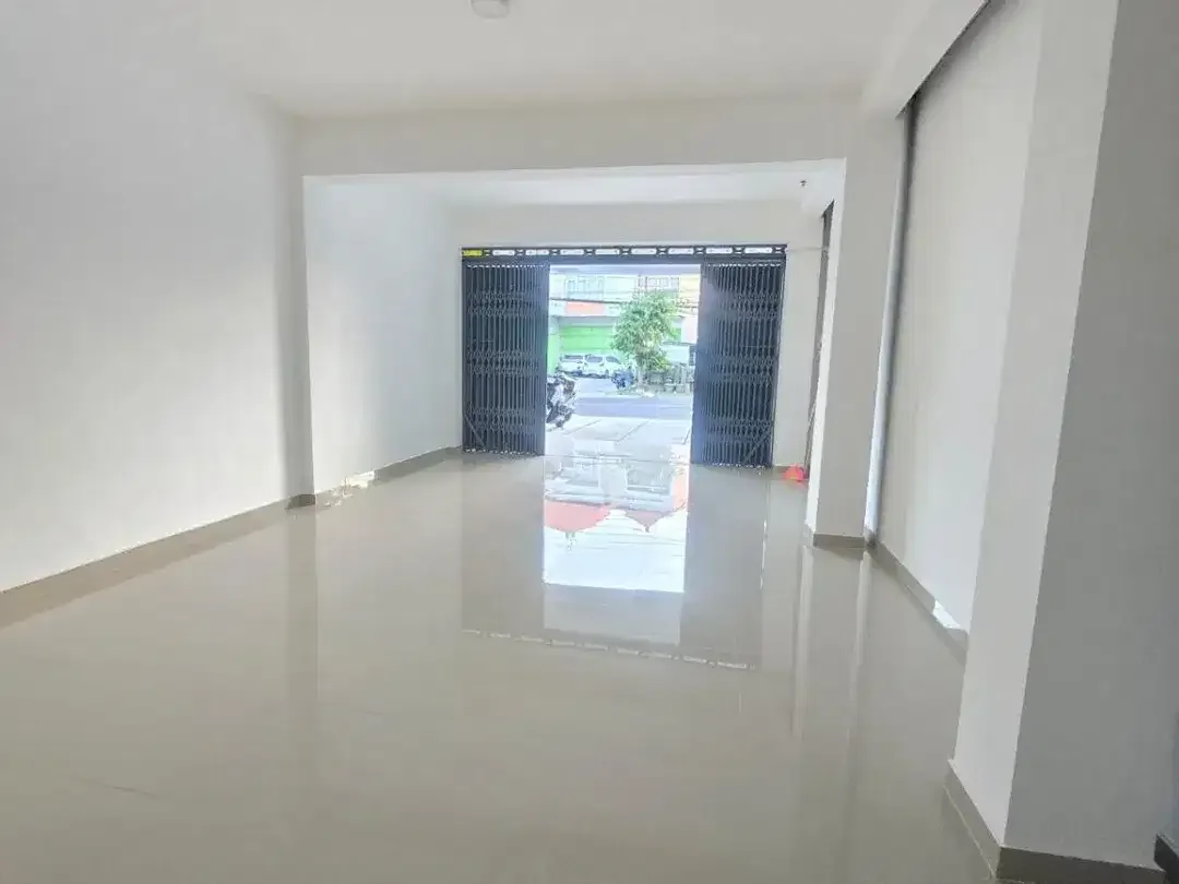 DIJUAL RUKO MODERN 3 LANTAI – JL. COKROAMINOTO, DENPASAR UTARA - Image 3 of 4