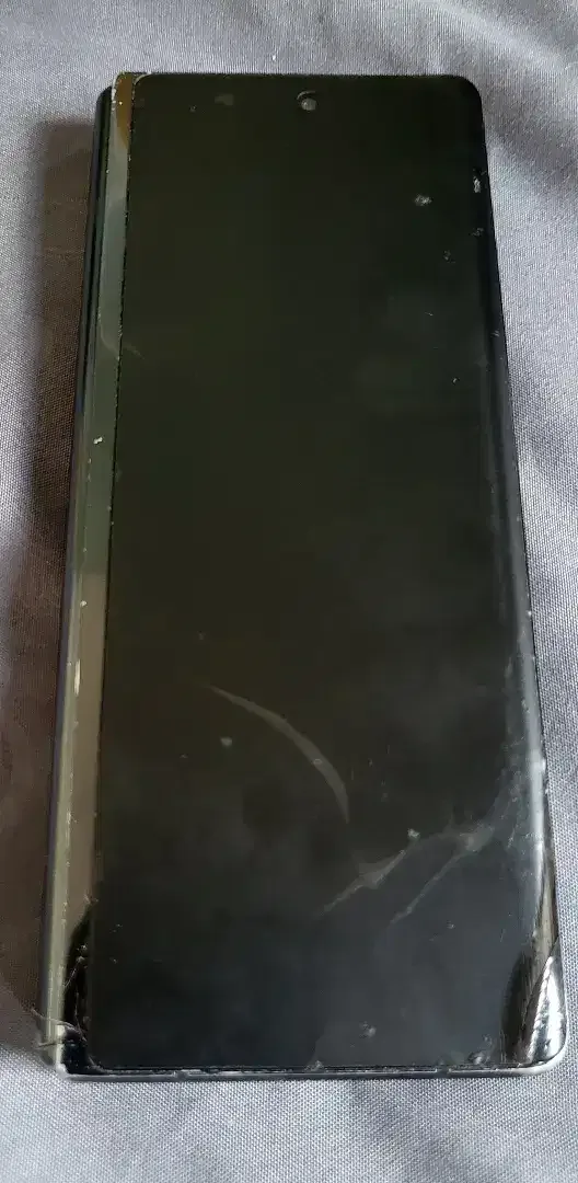 Samsung Z Fold 2 - Image 2 of 2