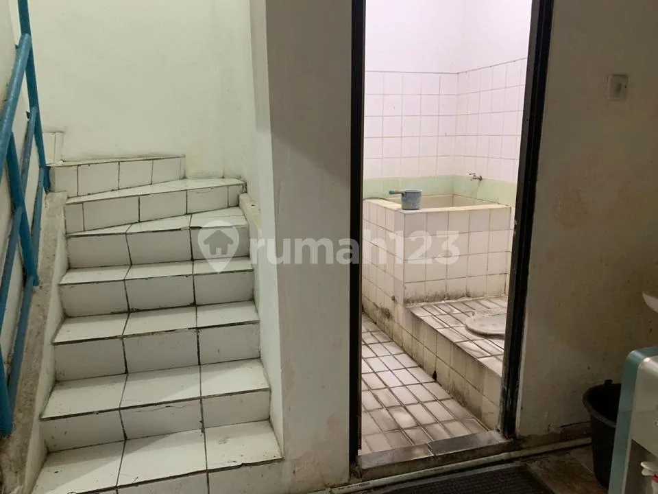 Dijual Ruko 3 Lantai Komp Pertokoan Sudirman Agung - Image 3 of 4