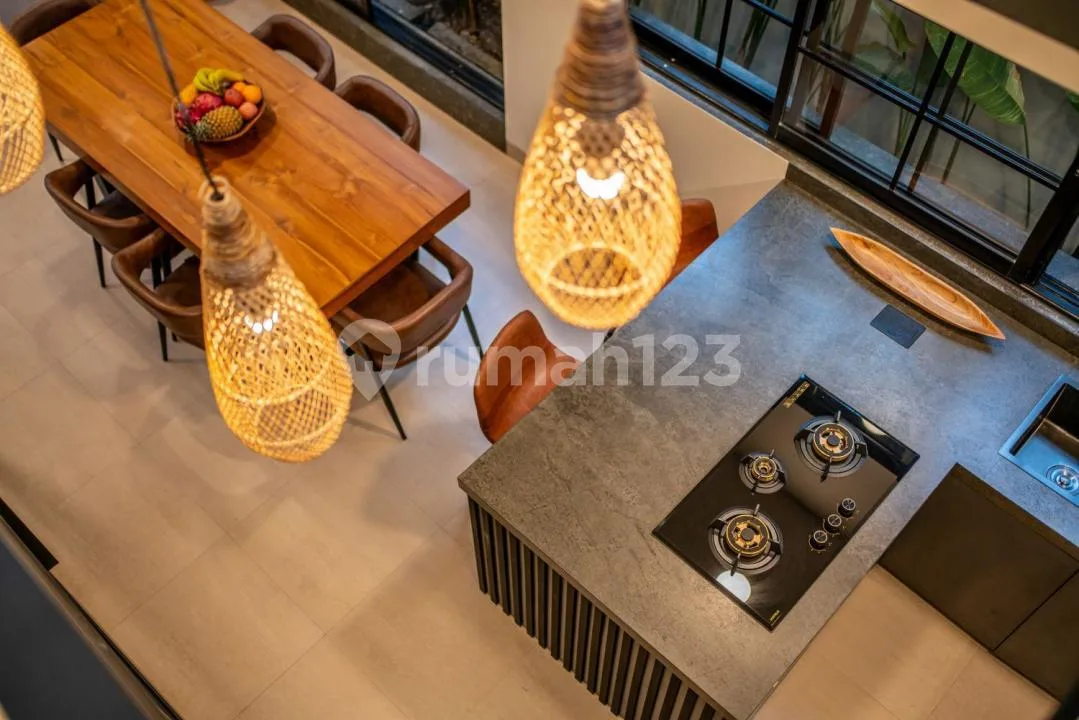 Modern Luxury 3 Bedroom With Big Garden Villa In Sekuta Sanur West Side For Yearly Rental & Leasehold Until 2048 - Image 4 of 4