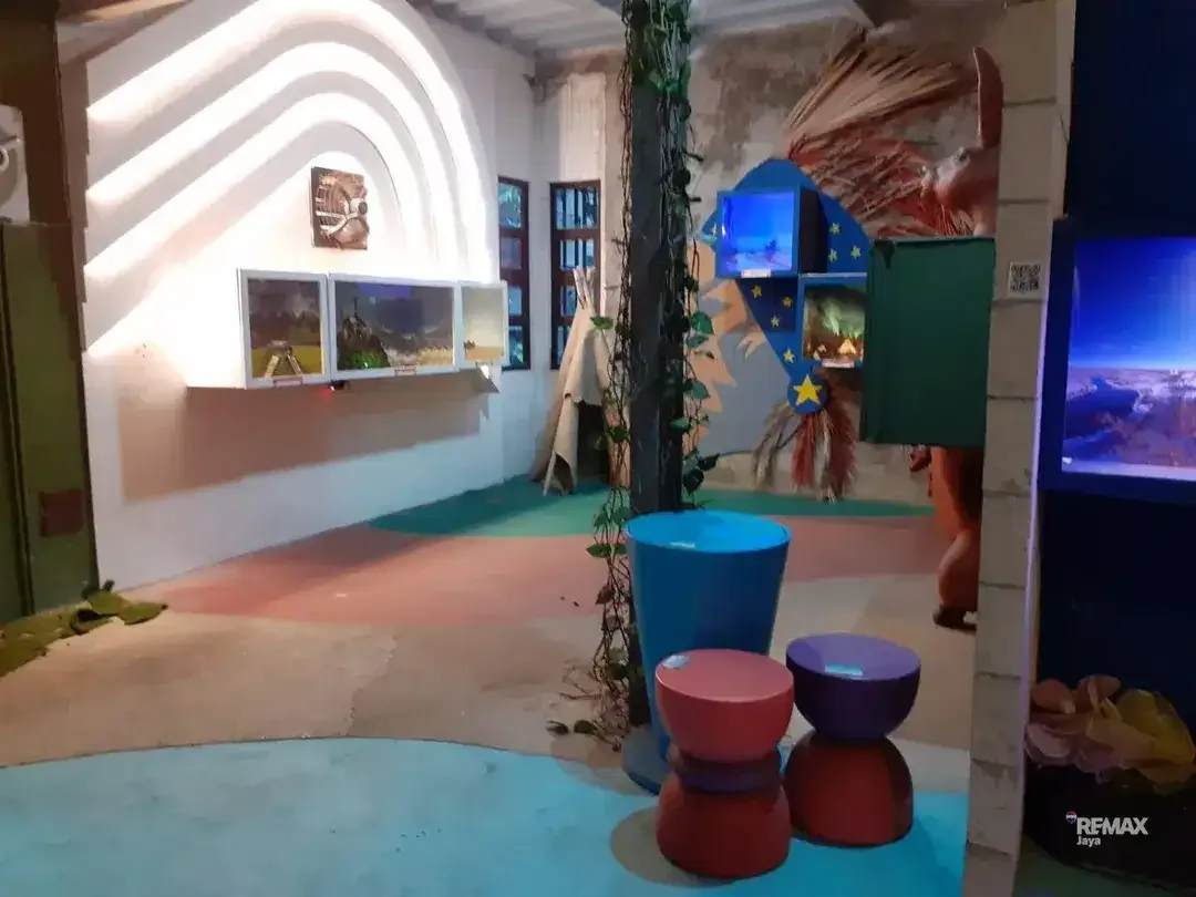 Gedung bekas galeri pameran disewakan, area Ketewel. - Image 6 of 10
