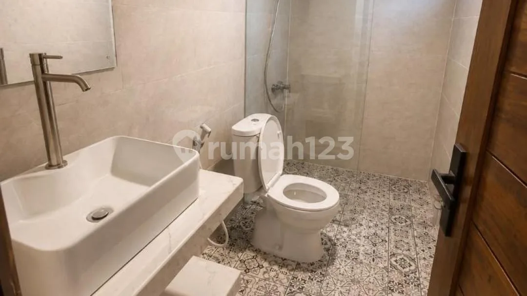 Kost Apartemen 12 Kamar Siap Beroperasi di Padonan Canggu Bali - Image 4 of 4
