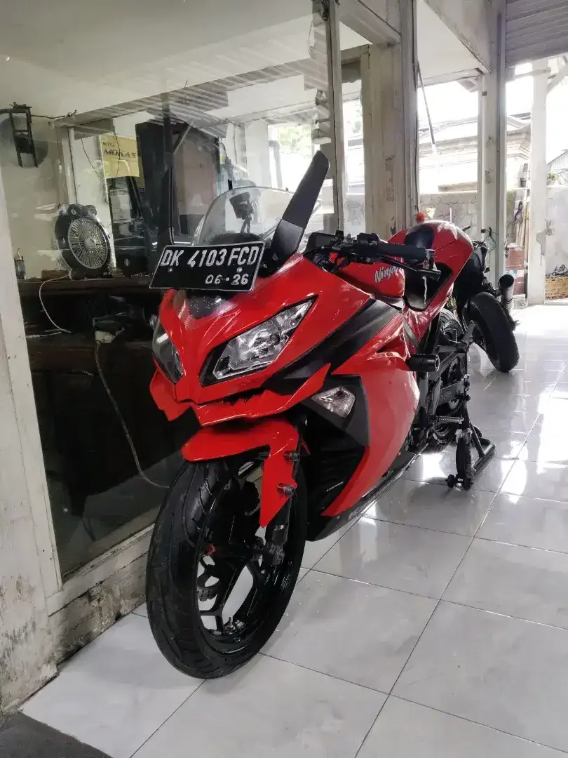 Ninja fi 250 CC thn. 2015 cash. Bali dharma motor - Image 4 of 8