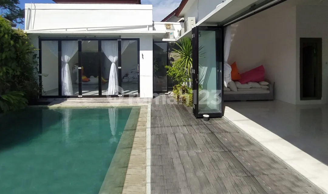 Rumah Style Villa di Area Beranda Bukit Goa Gong Yg Menawan - Image 2 of 4
