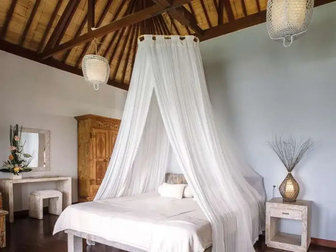 A resort in just 200 meters from the ocean in Canggu for lease - Image 3 of 10