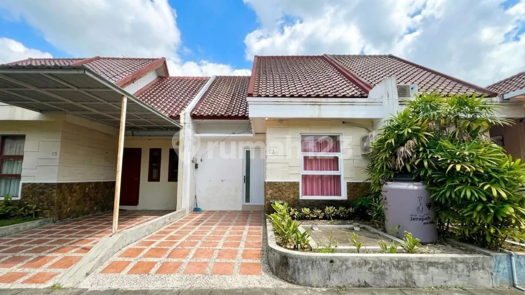 For Sale Affordable Villa In Canggu - Image 1 of 4