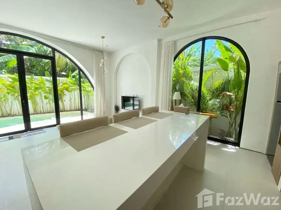 1 Bedroom Villa for sale in Seseh, Bali - Image 2 of 10