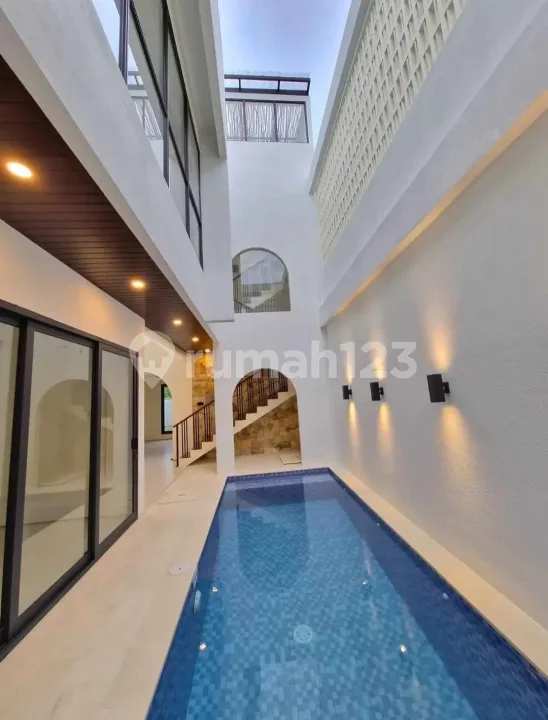 Villa Baru View Ocean With Rooftop Area Jimbaran - Image 2 of 4