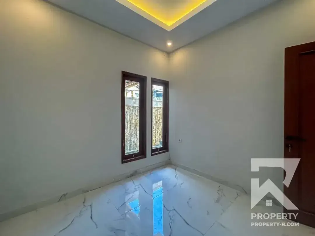 Brand New 3 Bedroom House Renon Bali for Rent Yearly - Image 9 of 10