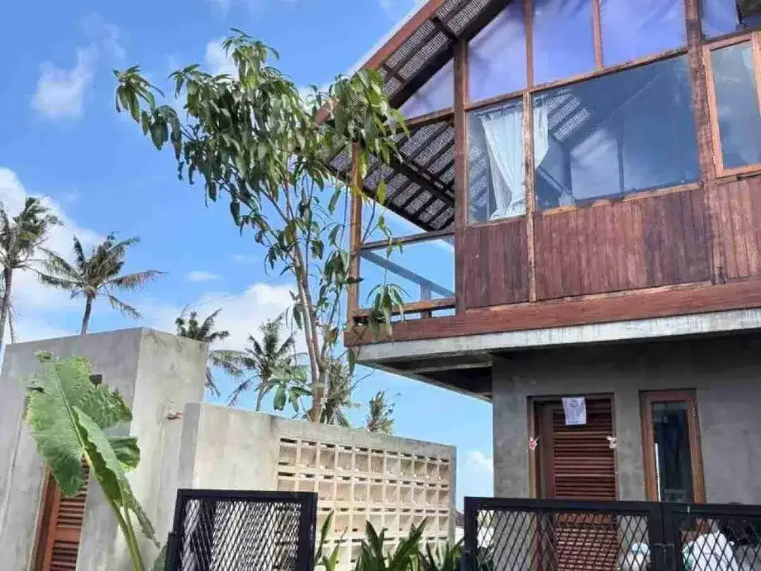 Rumah Tropis Industrial di Batubulan Gianyar - Image 2 of 10