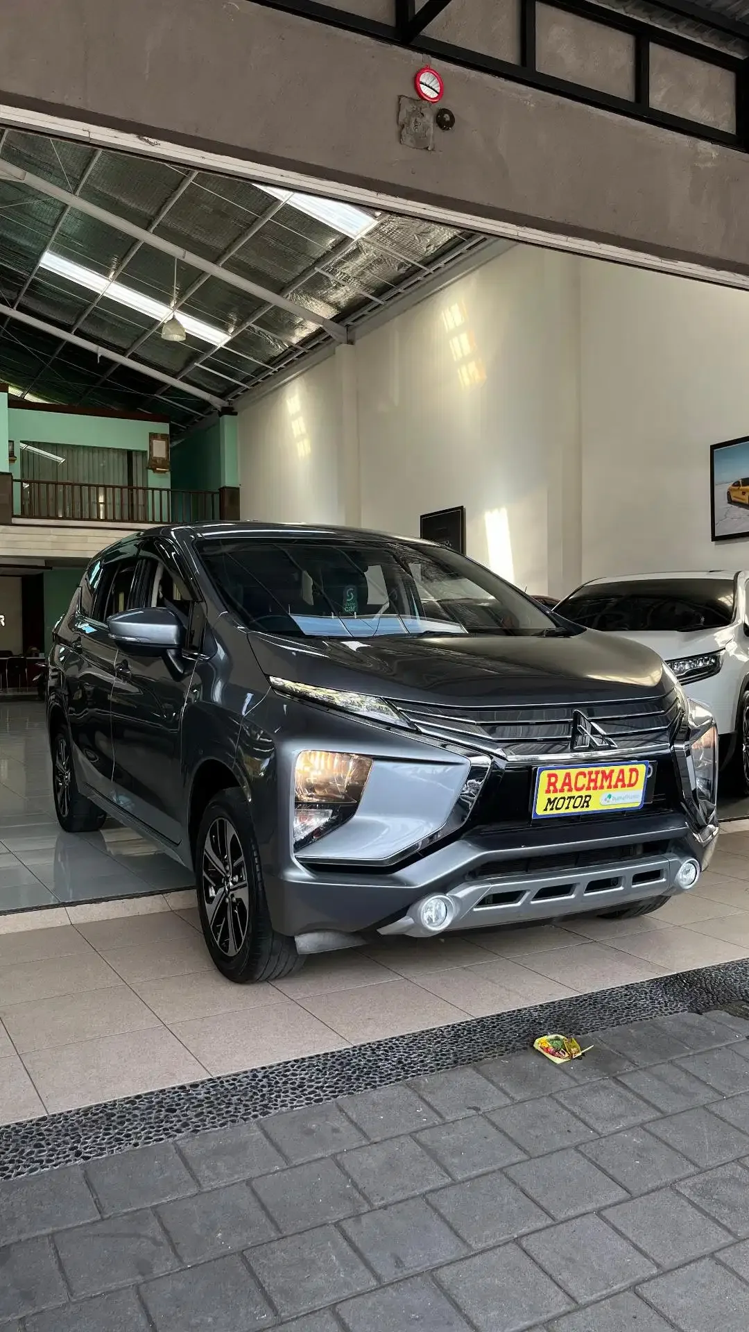 Mitsubishi X -Pander Sport 2018 Abu - Abu met A/T - Image 3 of 4