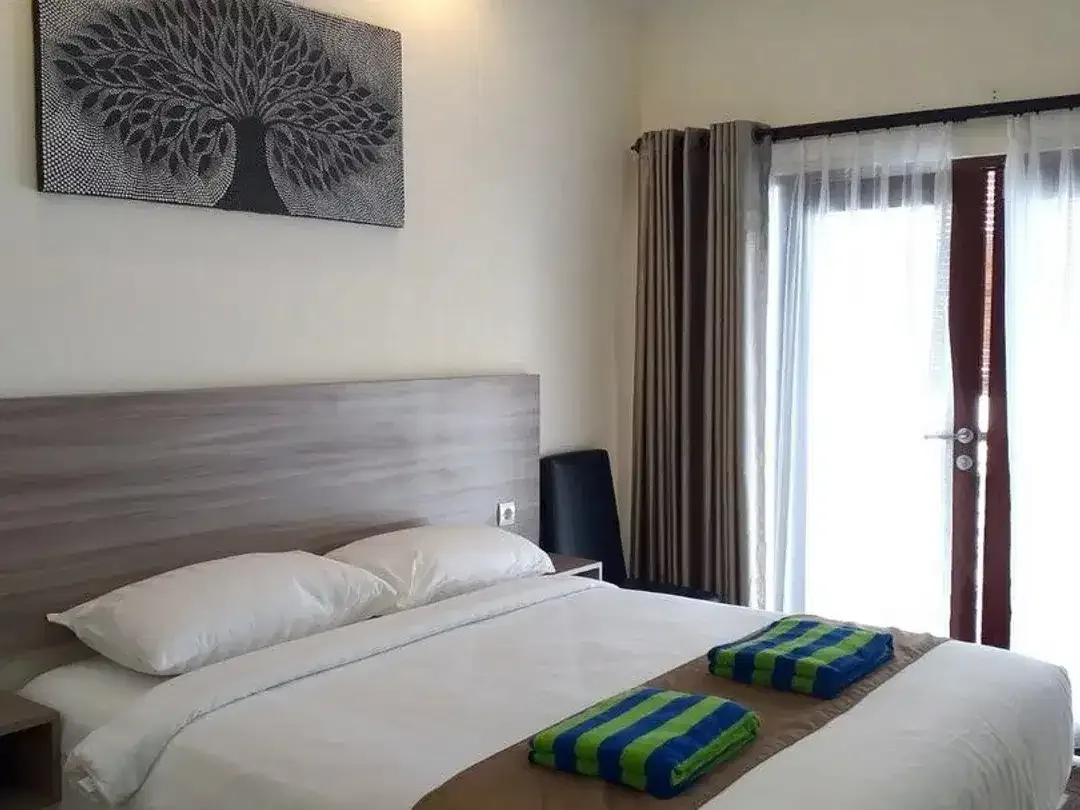 Guest House Exclusive For Sale, 6 mins to Berawa Beach - Image 1 of 8