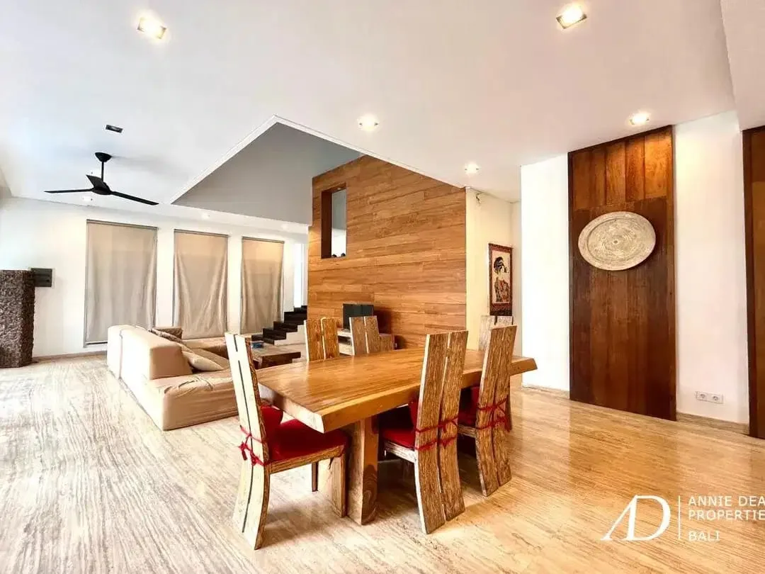 FREEHOLD 3-BEDROOM VILLA SET WITHIN GATED COMPLEX IN SEMINYAK - Image 6 of 10