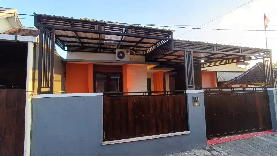 Di Kontrakan Rumah / Tahun - Image 3 of 10