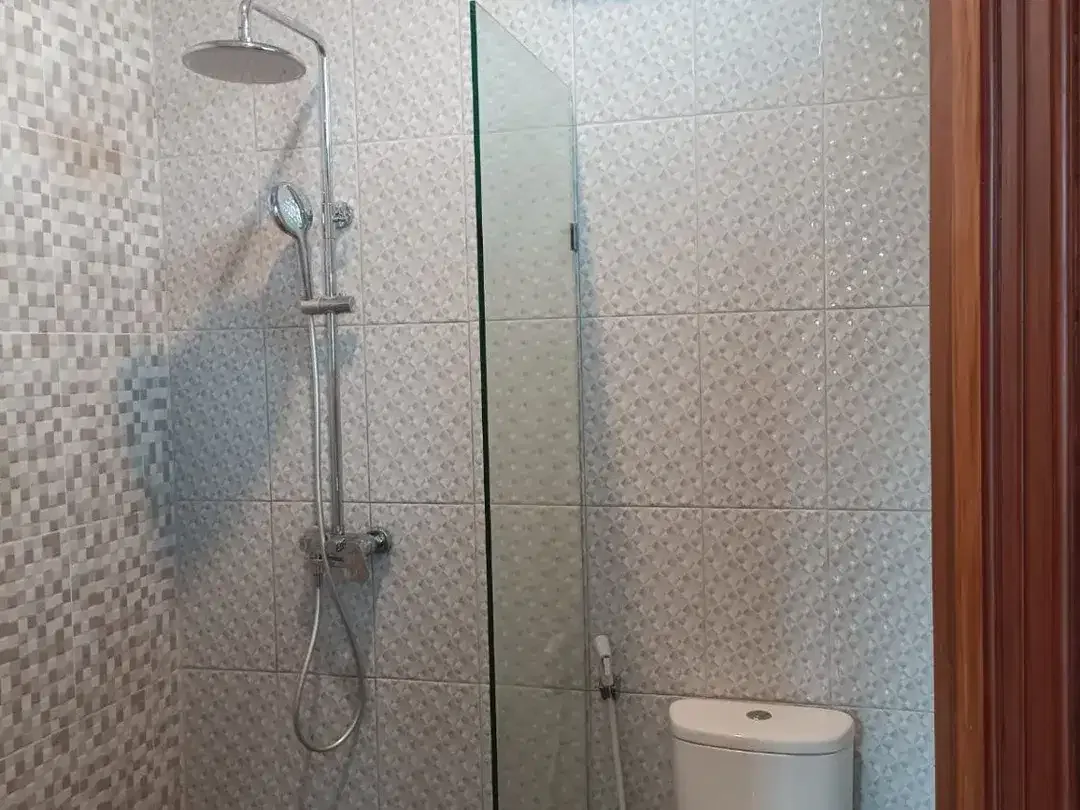 Kost Kosan Elite Full Furnish Di Penamparan Padangsambian Dkt Mitra 10 Gatsu Barat Cargo - Image 10 of 10