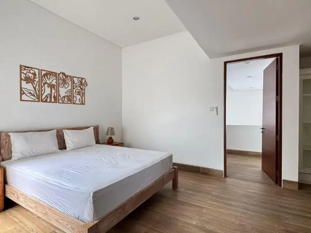 Dijual - Villa Bergaya Modern di Kerobokan Kelod, Furnished, Dekat Dari Daerah Seminyak dan Canggu - Image 10 of 10