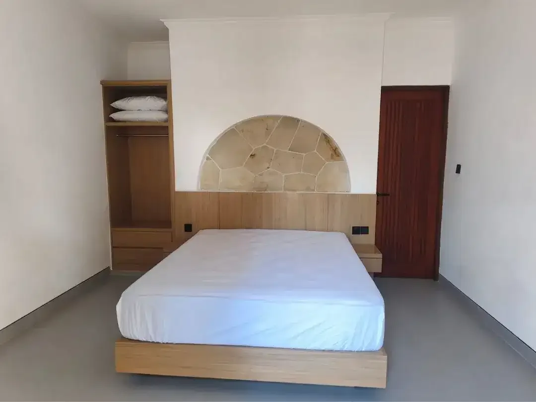Villa Modern 2 Kamar Tidur Disewakan di Area Kerobokan Kelod - Image 3 of 5