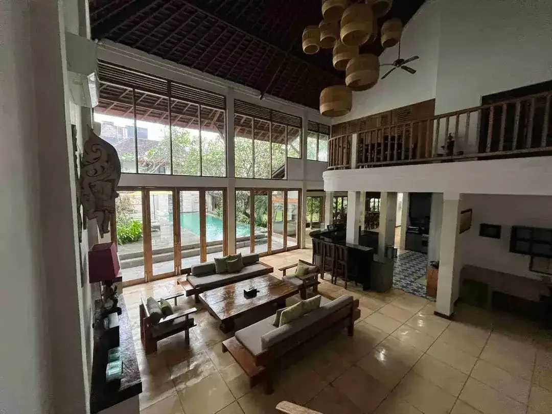 Dijual Luxury Villa 4 KT di Batu Belig, Dekat Pantai & Seminyak - Image 9 of 10