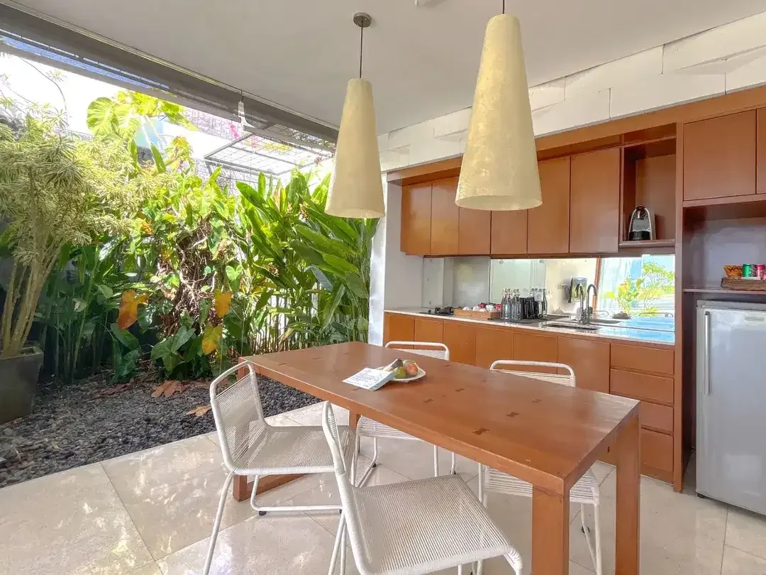 VILLA WITH PANORAMIC VIEW IN ULUWATU - Image 7 of 10