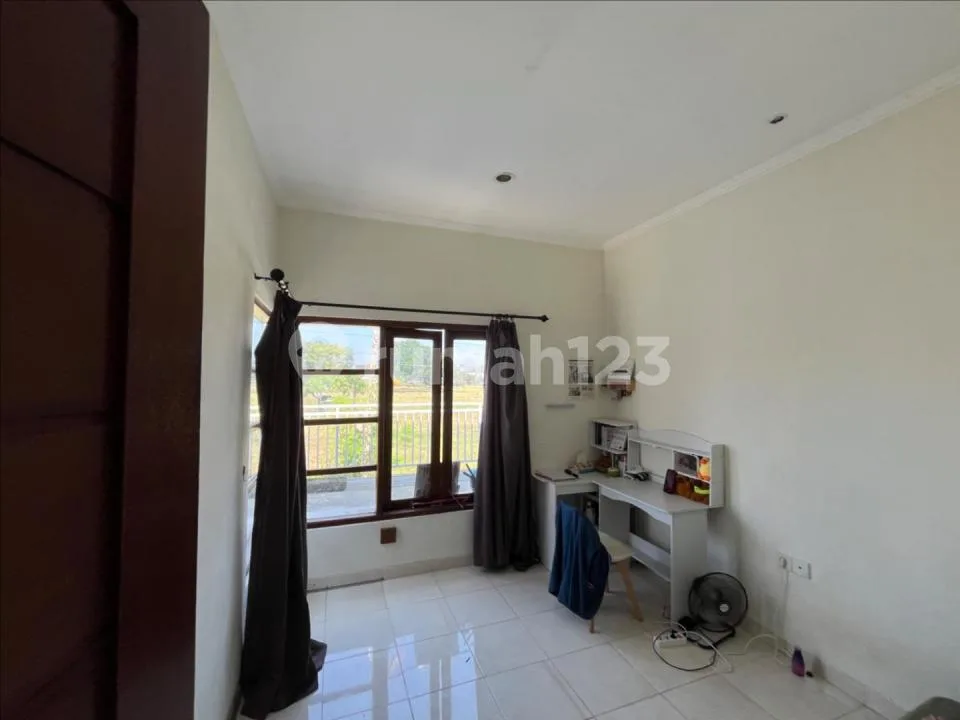 Rumah 2 Lantai View Sawah di Tukad Balian - SHM & IMB Lengkap - Image 3 of 4