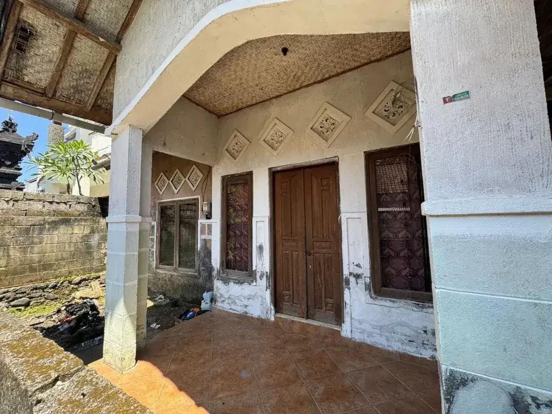 Di Jual Rumah Lantai 1 - Lokasi Jl. Tukad Banyuning / Tukad Yeh Aya, Renon - Image 3 of 4