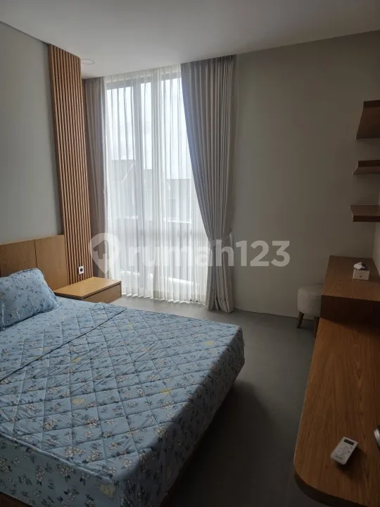 Di Sewakan Rumah 2 Lantai, Lokasi Strategis 5 Menit ke Gwk - Image 3 of 4
