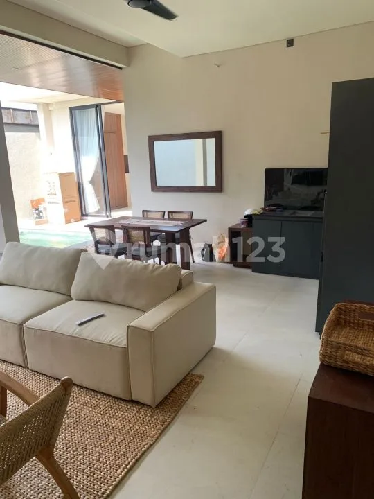 VILLA NEW 2BR SANGAT TENANG FUENISHED LOKASI DEKAT PANTAI TABANAN - Image 2 of 4