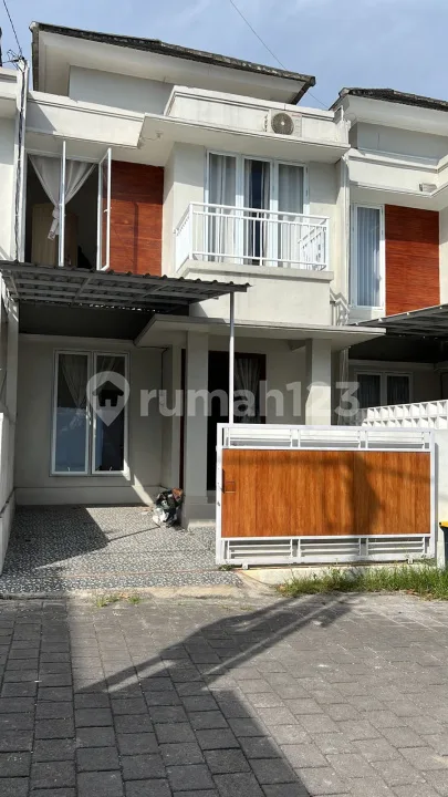 Disewakan Rumah 2 Lantai Minimalis One Gate Systems di Munggu - Image 3 of 4