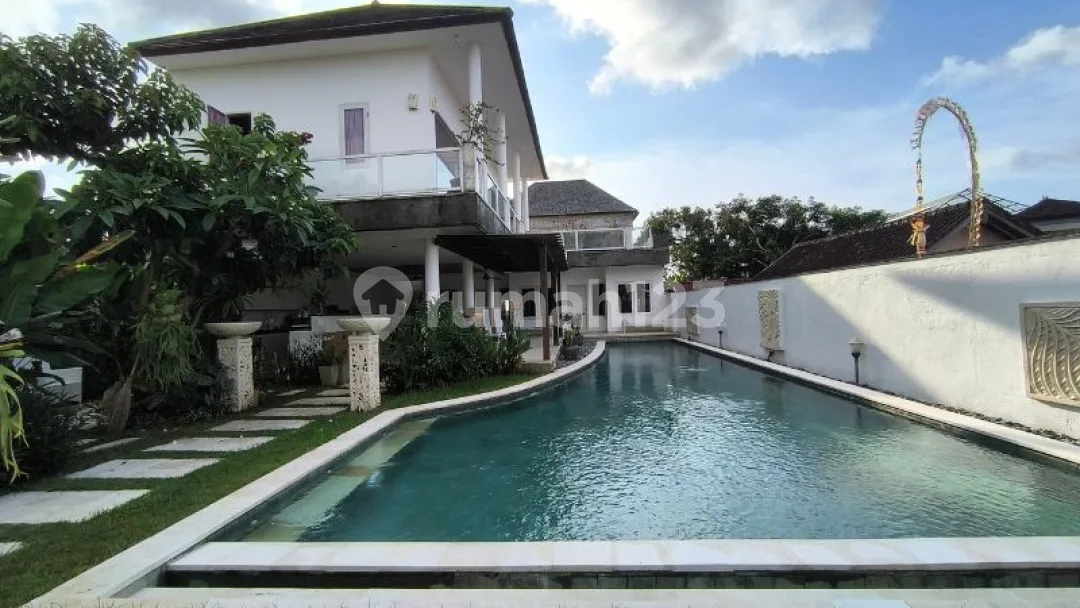 Villa Bagus 2 Lantai di Pantai Balangan Jimbaran Badung, Bali - Image 4 of 4