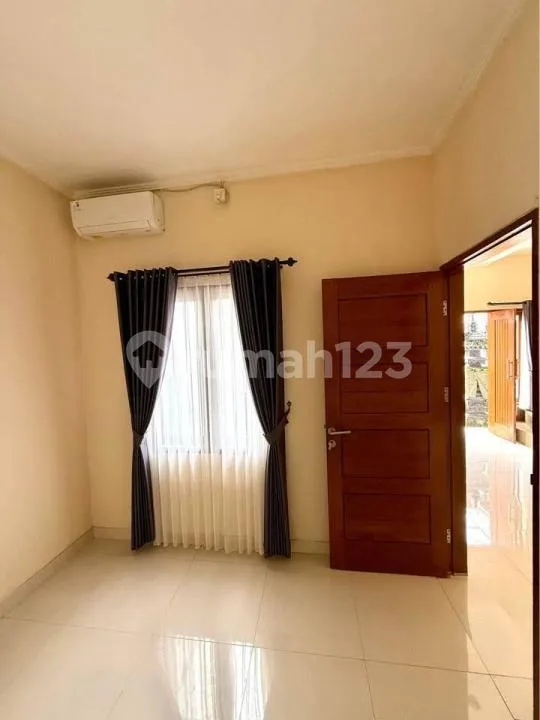 Rumah Semi Baru 2Br Lingkungan Aman Cargo Indah Denpasar, Bali - Image 2 of 4