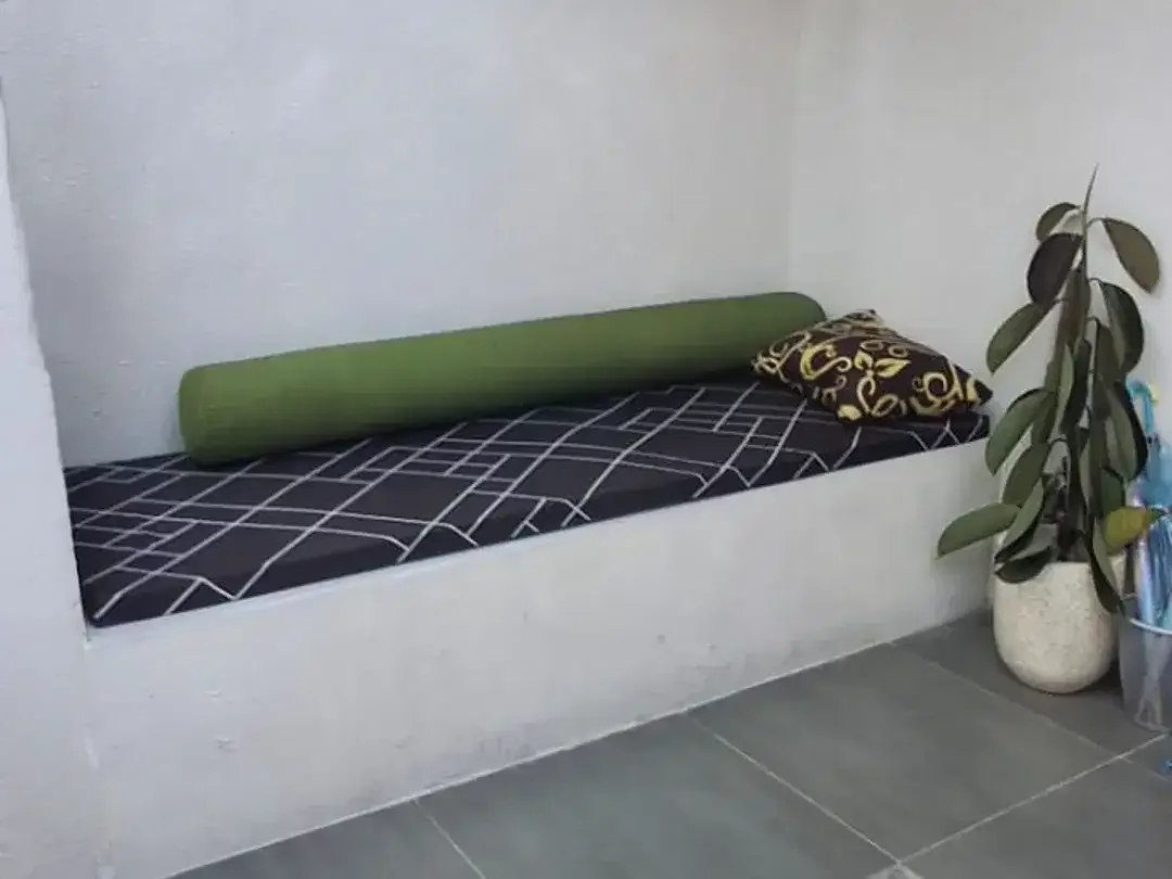 Disewakan Vila 4 Kamar Tidur di Pengiasan, Sanur kauh, Bali - Image 10 of 10